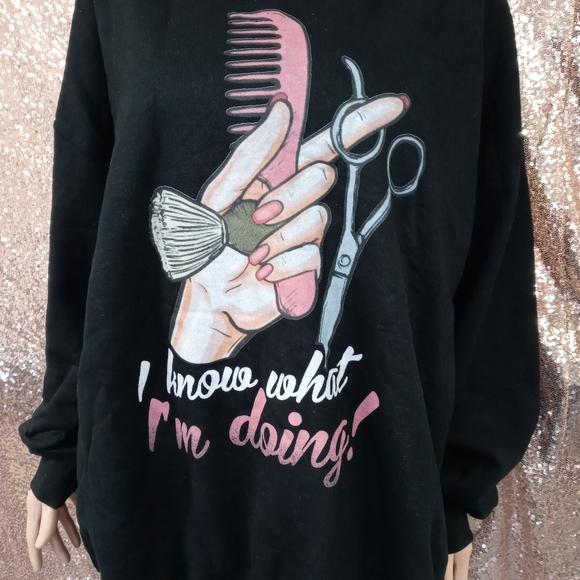 Hair Stylist. Cosmetologists. 2XL - Picture 2 of 4